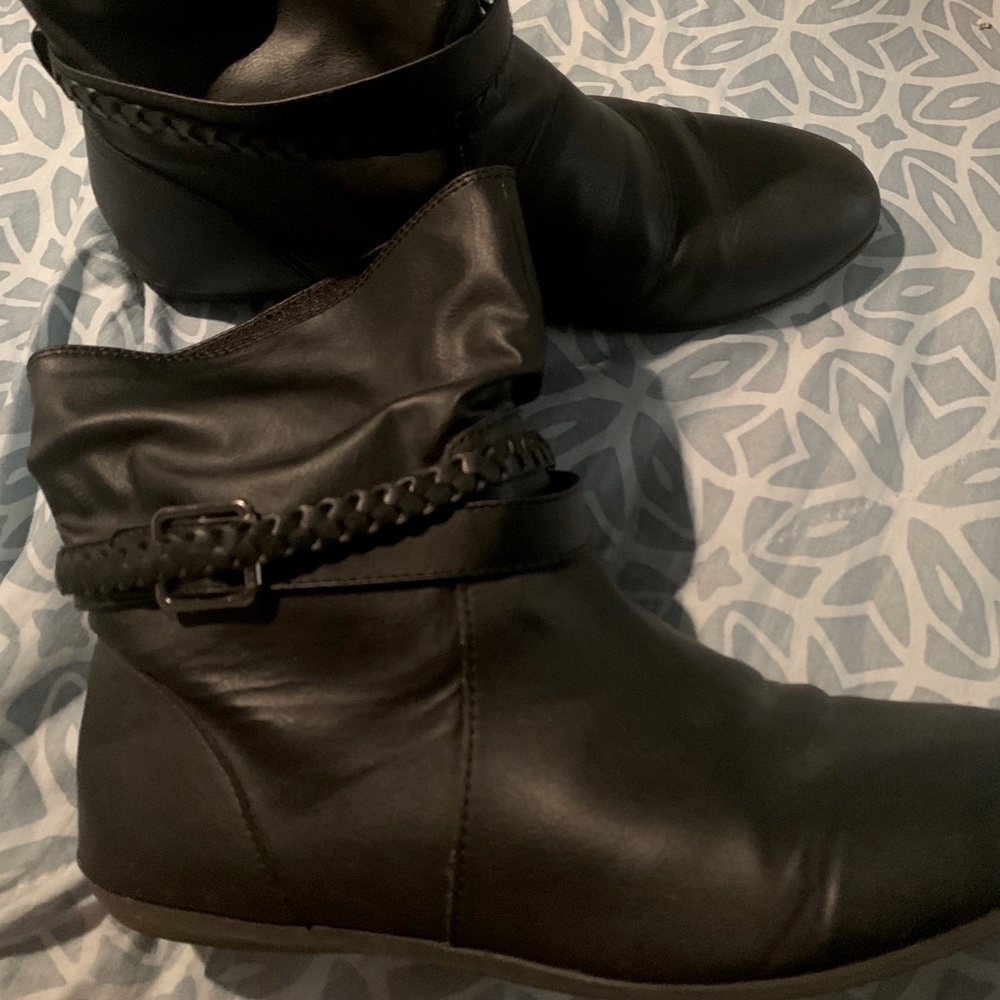 AE Ankle Boots